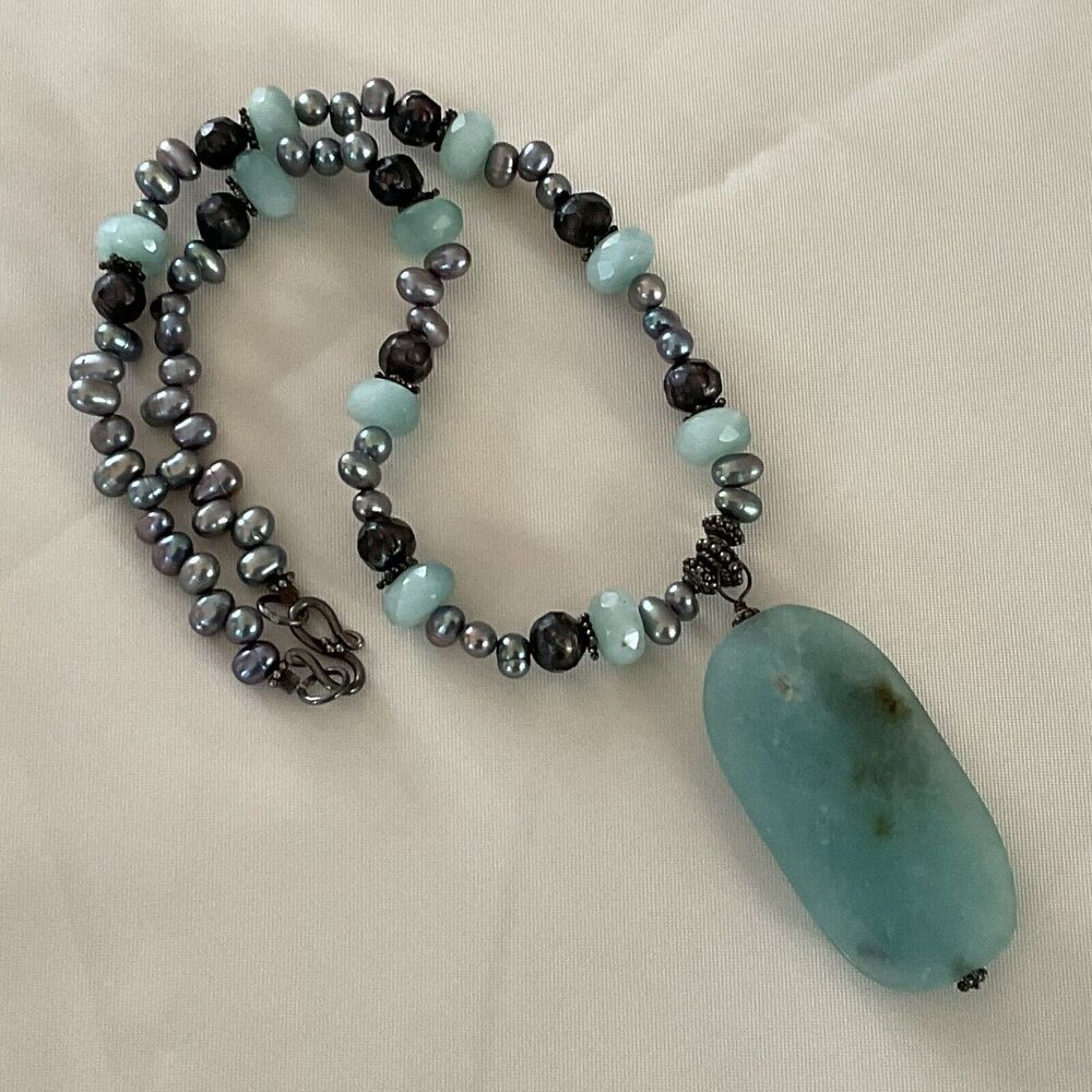 Freshwater Gray Pearl & Blue Stone Necklace 16” Oblong Faceted Stone.